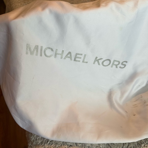 Michael Kors Grey Purse - Picture 4 of 4